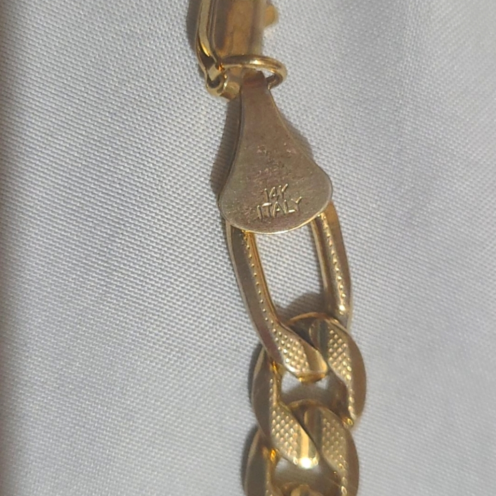 14K ITALIAN Gold (24" Figaro) Chain
